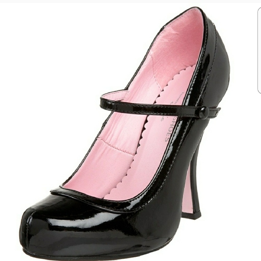 Black Patent Leather Mary Jane Heels .
